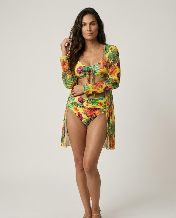 Conjunto Bikini Floral con Sobrecamisa Ligera