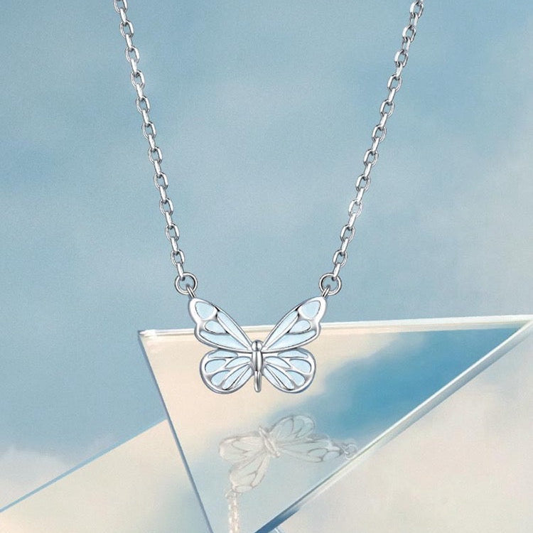 Blue Dream | Collar Mariposa Azul Luminosa