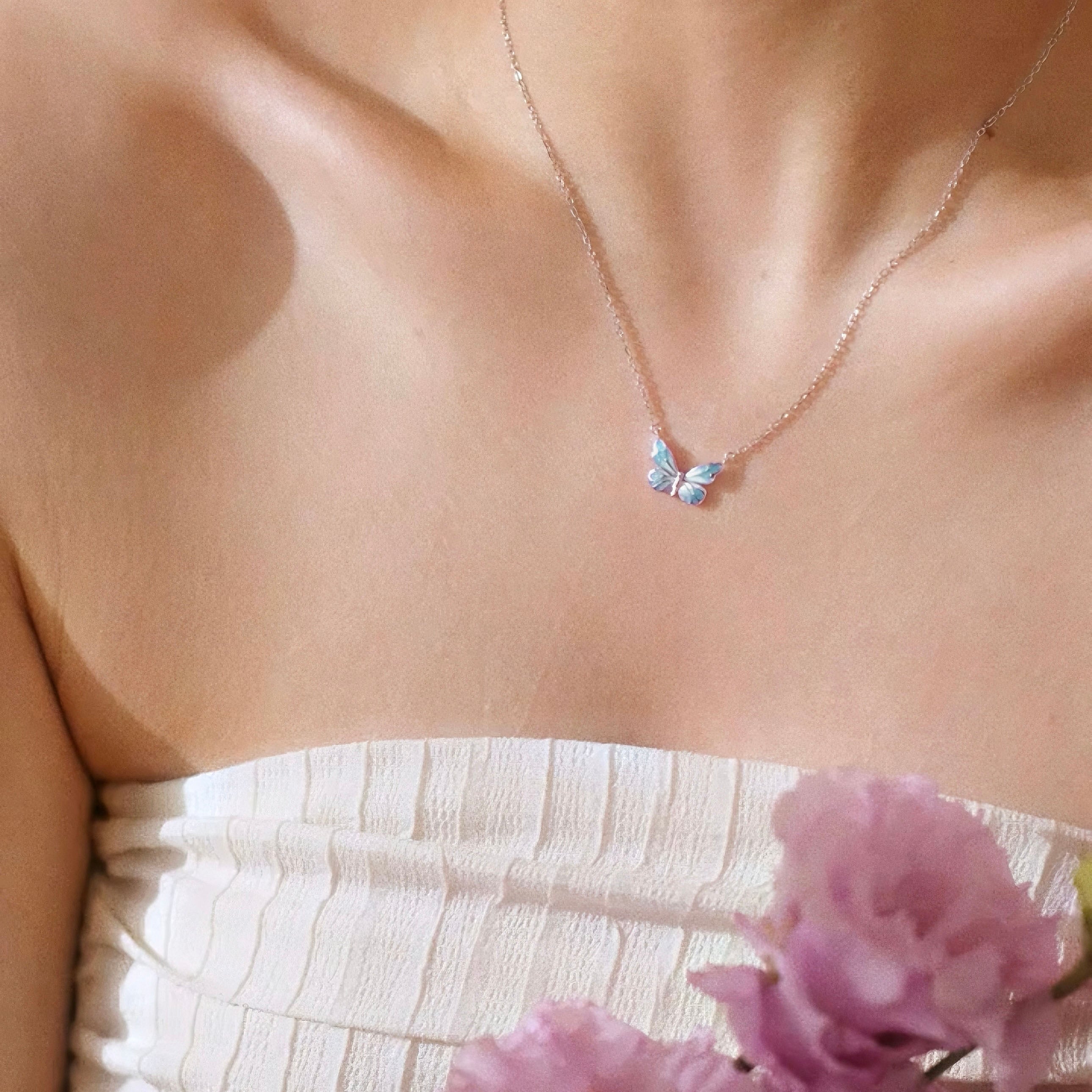 Blue Dream | Collar Mariposa Azul Luminosa