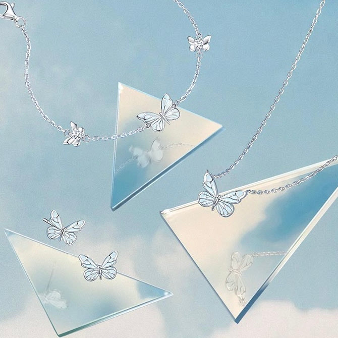Blue Dream | Collar Mariposa Azul Luminosa
