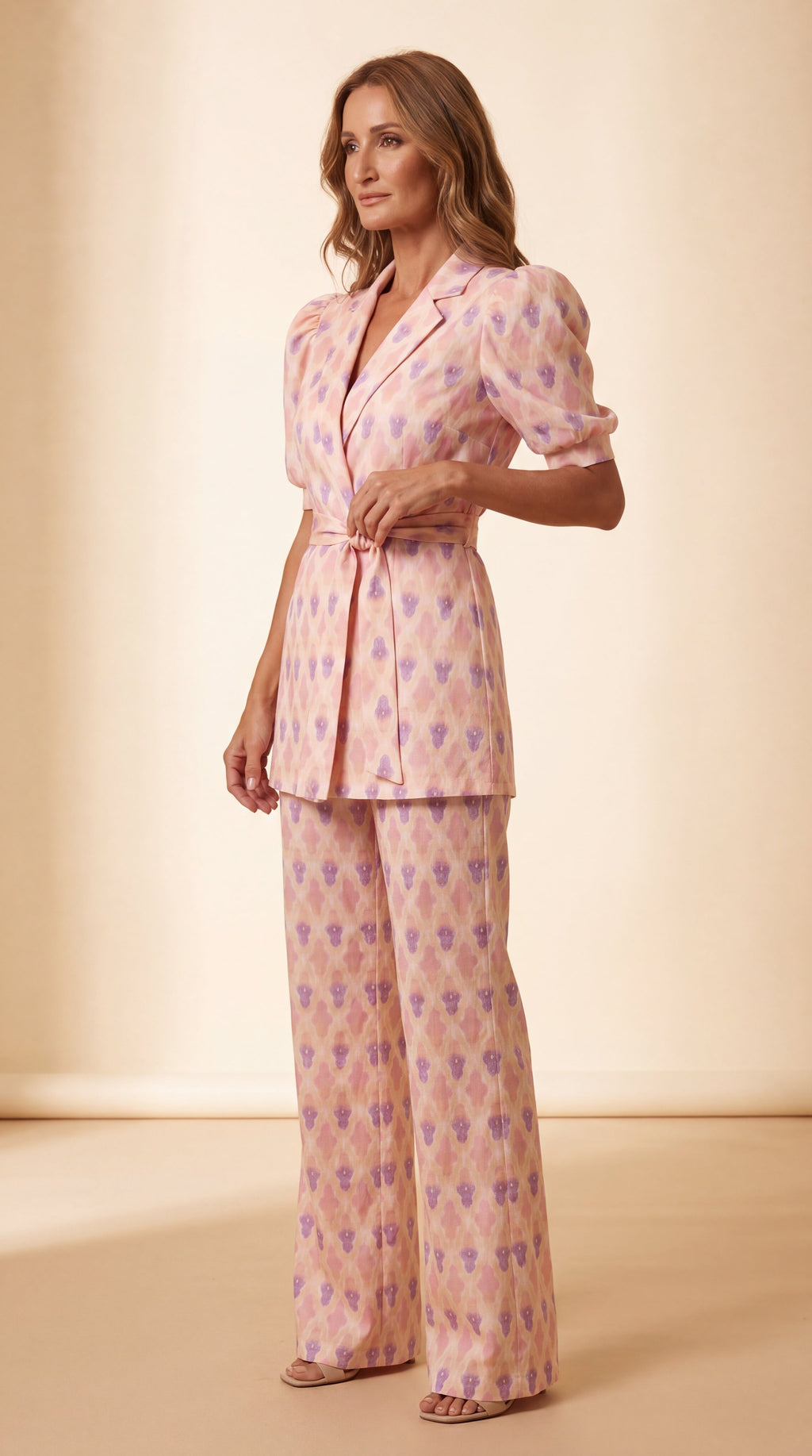 Chiara | Conjunto Blazer & Pantalón Acampanado Estampado